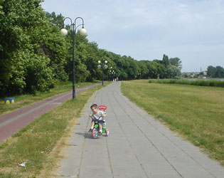 lake trail